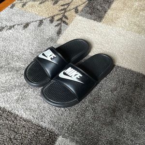 Black Nike slides